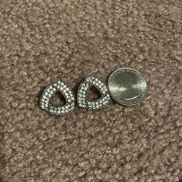 Triangular earrings - Picture 3 of 3